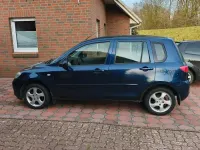 Usata Mazda 2 68 CV (50 kW) 2004 Blu Utilitaria