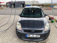 Gebraucht Ford Fiesta 80 PS (58 kW) 2008 Grau Kleinwagen