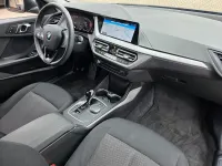 Gebraucht BMW 120 Advantage 190 PS (139 kW) 2023 Saphirschwarz Kleinwagen