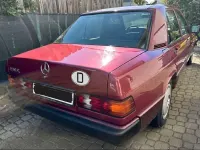 Gebraucht Mercedes 190 122 PS (89 kW) 1989 Rot Limousine