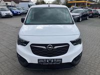 Gebraucht Opel Combo Selection 102 PS (75 kW) 2019 Weiß Van / Kleinbus