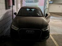 Gebraucht Audi A1 90 PS (66 kW) 2015 Schwarz Kleinwagen