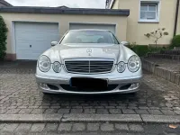Gebraucht Mercedes E200 Classic 163 PS (119 kW) 2003 Silber Limousine