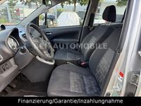 Gebraucht Suzuki Splash Basic 65 PS (47 kW) 2010 Silber Kleinwagen