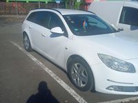 Gebraucht Opel Insignia 131 PS (96 kW) 2010 Weiß Van / Kleinbus
