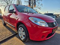 Gebraucht Dacia Sandero 75 PS (55 kW) 2010 Rot "passion" Kleinwagen