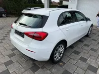 Second-hand Mercedes A200 163 CP (119 kW) 2024 Alb Berlinǎ