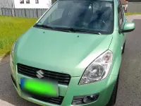 Gebraucht Suzuki Splash Club 94 PS (69 kW) 2010 Grün Kleinwagen