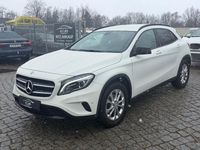 Gebraucht Mercedes GLA200 Urban 136 PS (100 kW) 2015 Weiß SUV