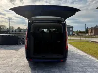 Gebraucht Ford Tourneo 170 PS (125 kW) 2017 Blau Van / Kleinbus