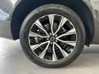 Gebraucht Volvo XC60 Plus 197 PS (144 kW) 2023 Platinum grey SUV