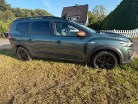 Gebraucht Dacia Jogger Extreme 110 PS (80 kW) 2024 Grün Van / Kleinbus