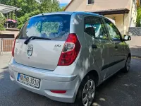 Gebraucht Hyundai i10 Style 69 PS (50 kW) 2011 Silber Kleinwagen