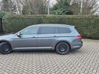 Gebraucht VW Passat 150 PS (110 kW) 2015 Grau Kombi