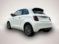 Neu Fiat 500 Icon 65 PS (47 kW) 2026 Manufacturer Kleinwagen
