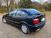 Gebraucht BMW 316 105 PS (77 kW) 2000 Schwarz Limousine