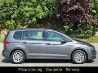 Gebraucht VW Touran Comfortline 150 PS (110 kW) 2019 Indiumgrau Van / Kleinbus