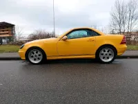Gebraucht Mercedes SLK320 218 PS (160 kW) 2001 Gelb Cabrio