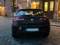 Gebraucht Alfa Romeo Giulietta 120 PS (88 kW) 2011 Schwarz Kleinwagen