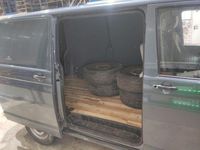 Gebraucht VW Transporter 101 PS (74 kW) 2009 Grau Van