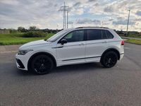 Gebraucht VW Tiguan R-line 200 PS (147 kW) 2023 Weiß SUV