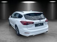 Neu Ford Focus ST-Line 125 PS (91 kW) 2025 Weiß Limousine