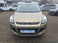 Gebraucht Ford Kuga Titanium 150 PS (110 kW) 2015 Grün SUV
