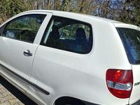 Gebraucht VW Fox 54 PS (39 kW) 2008 Weiß Kleinwagen