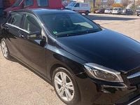 Gebraucht Mercedes A160 102 PS (75 kW) 2016 Schwarz Limousine