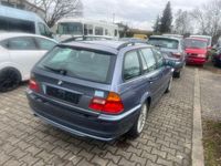 Gebraucht BMW 318 118 PS (86 kW) 2001 Blau Kombi