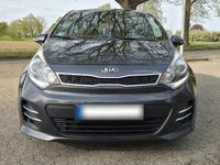 Second-hand Kia Rio 84 CP (61 kW) 2016 Gri Hatchback