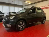 Gebraucht Dacia Sandero Celebration 90 PS (66 kW) 2020 Grau "comete" SUV