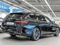 Gebraucht BMW 520 Comfort Edition 197 PS (144 kW) 2025 Schwarz Kombi