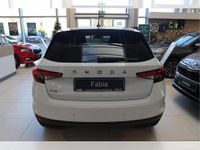 Neu Skoda Fabia Tour 80 PS (58 kW) 2025 Weiß (moonweiss metallic) Limousine