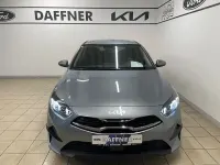 Neu Kia Ceed 140 PS (102 kW) 2025 Silber Kleinwagen