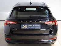 Gebraucht Skoda Octavia Style 150 PS (110 kW) 2023 Schwarzmagic perleffekt Kombi