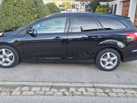 Gebraucht Ford Focus Trend 125 PS (91 kW) 2014 Pantherschwarz metallic Kombi