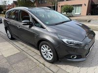 Gebraucht Ford S-MAX Titanium 179 PS (131 kW) 2018 Grau Van / Kleinbus