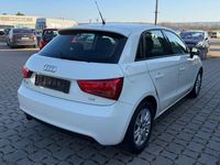 Gebraucht Audi A1 90 PS (66 kW) 2012 Weiß Kleinwagen