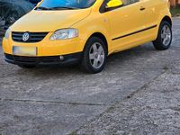 Second-hand VW Fox 75 CP (55 kW) 2005 Galben Hatchback