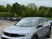 Gebraucht Opel Mokka 131 PS (96 kW) 2023 Grau SUV