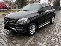 Gebraucht Mercedes ML350 258 PS (189 kW) 2013 Schwarz SUV