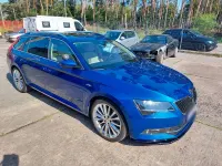 Gebraucht Skoda Superb LAURIN & KLEMENT 190 PS (139 kW) 2017 Blau Kombi