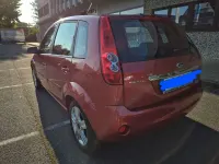 Gebraucht Ford Fiesta Style 69 PS (50 kW) 2008 Rot Kleinwagen