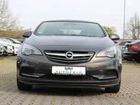 Second-hand Opel Cascada 140 CP (102 kW) 2015 Gri Cabrio