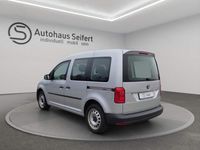 Gebraucht VW Caddy Basis 131 PS (96 kW) 2019 Silber Van / Kleinbus