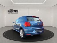 Gebraucht VW Polo Highline 90 PS (66 kW) 2014 Blau Kleinwagen