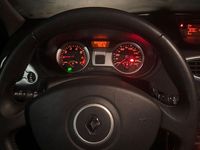 Gebraucht Renault Clio II Dynamique 101 PS (74 kW) 2011 Weiß Limousine