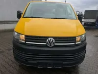 Usata VW Transporter 150 CV (110 kW) 2016 Giallo Furgone