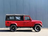 Gebraucht Land Rover Defender 137 PS (100 kW) 1989 Rot SUV